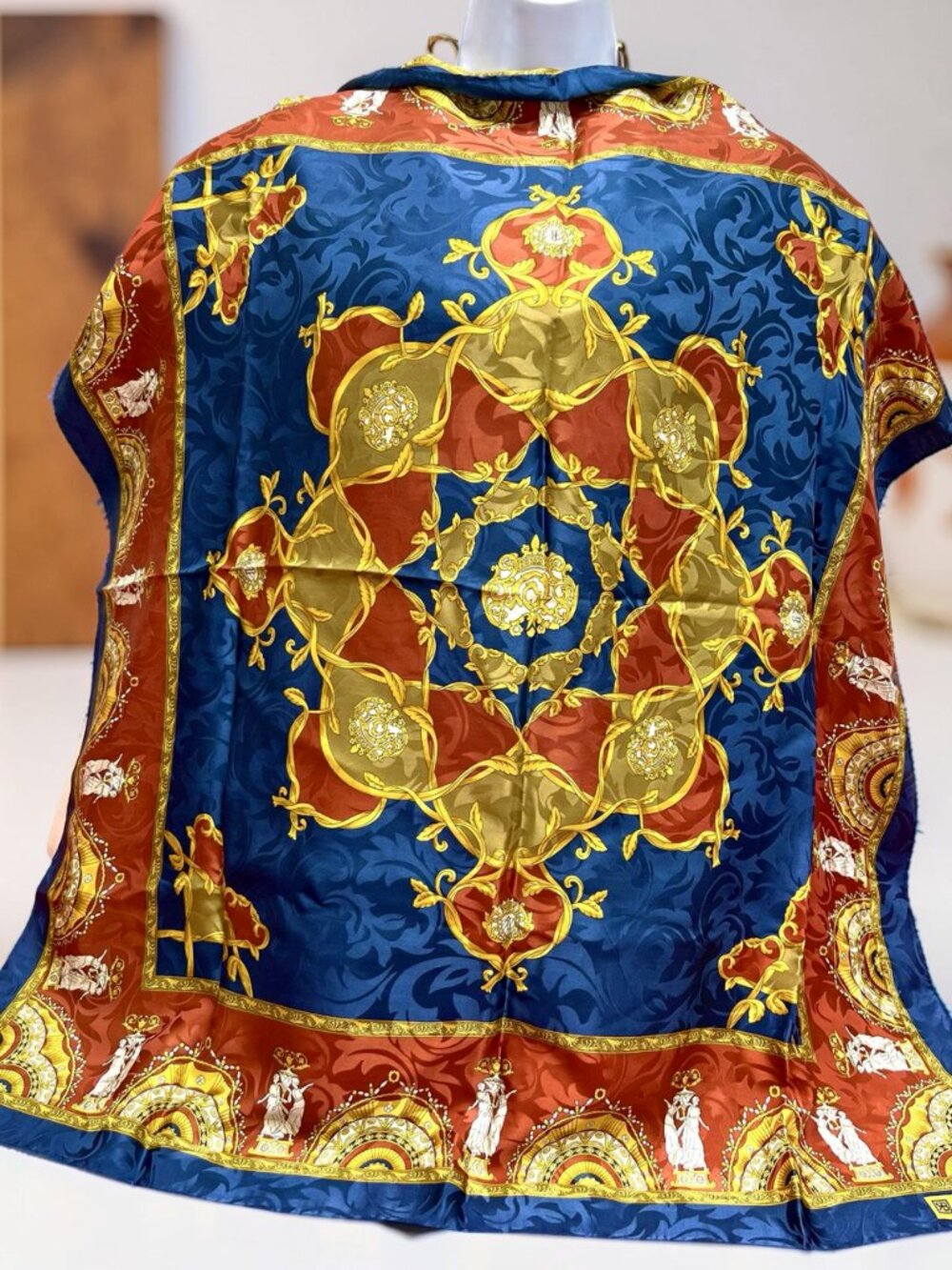Italy Made New Never Worn Renato Balestra 100% Silk Scarf 34"  Blue Gold Red(65)